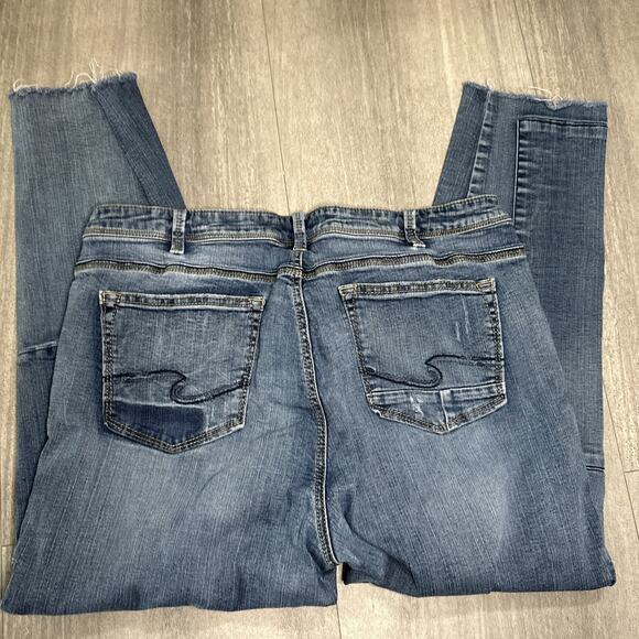 Silver Jeans Womens Izzy Slim Size 16x27 Raw Hem Patchwork NEW 99$ - Picture 4 of 5